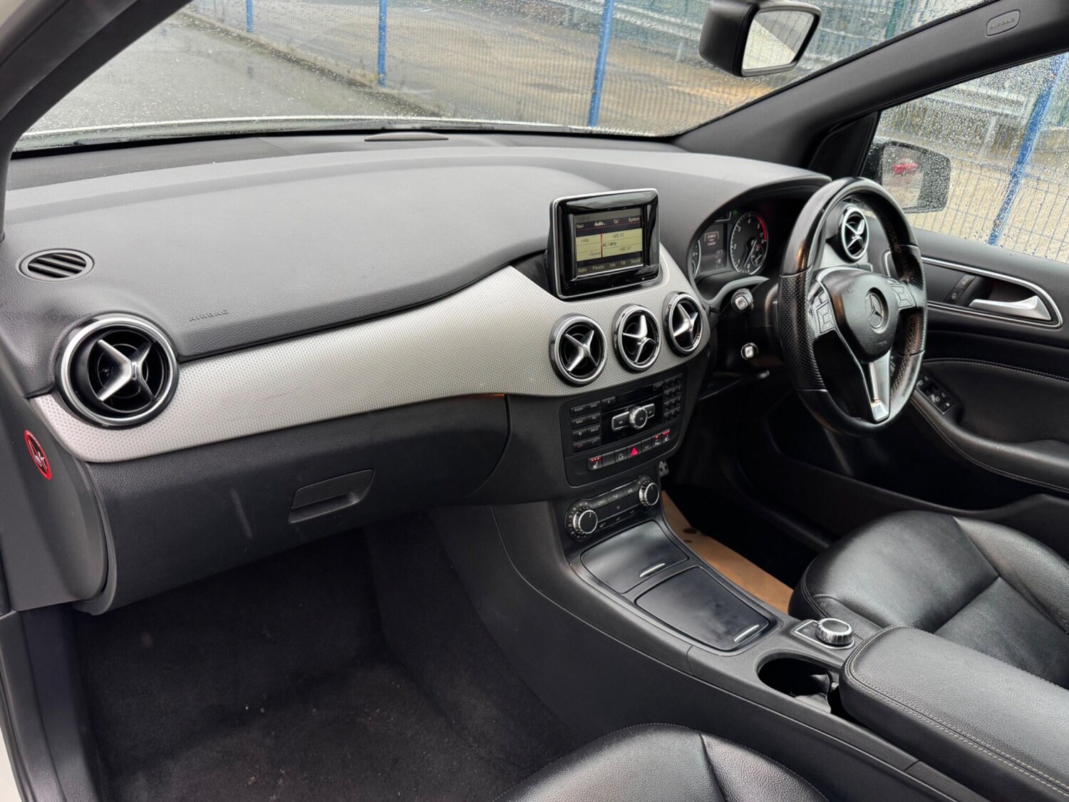 Used Mercedes-Benz B Class 2014 for sale - 77467973: Photo 19