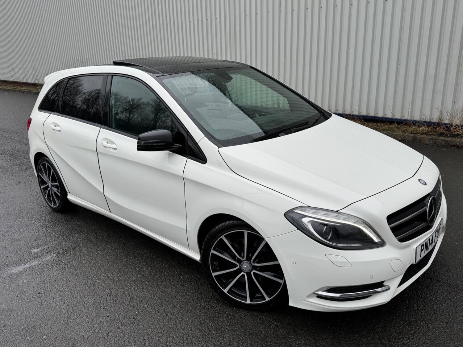 Used Mercedes-Benz B Class 2014 for sale - 77467973: Photo 41