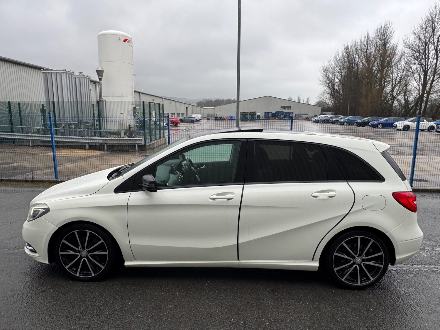 Used Mercedes-Benz B Class 2014 for sale - 77467973: Photo 8