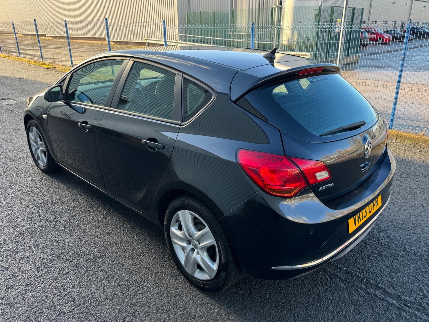 Used Vauxhall Astra 2013 for sale - 77230664: Photo 10
