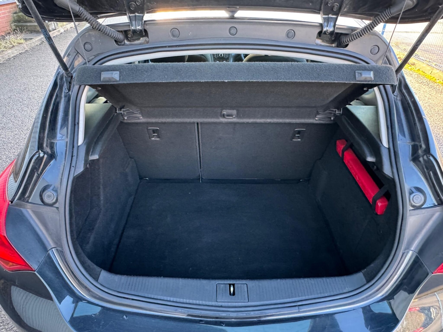 Used Vauxhall Astra 2013 for sale - 77230664: Photo 15