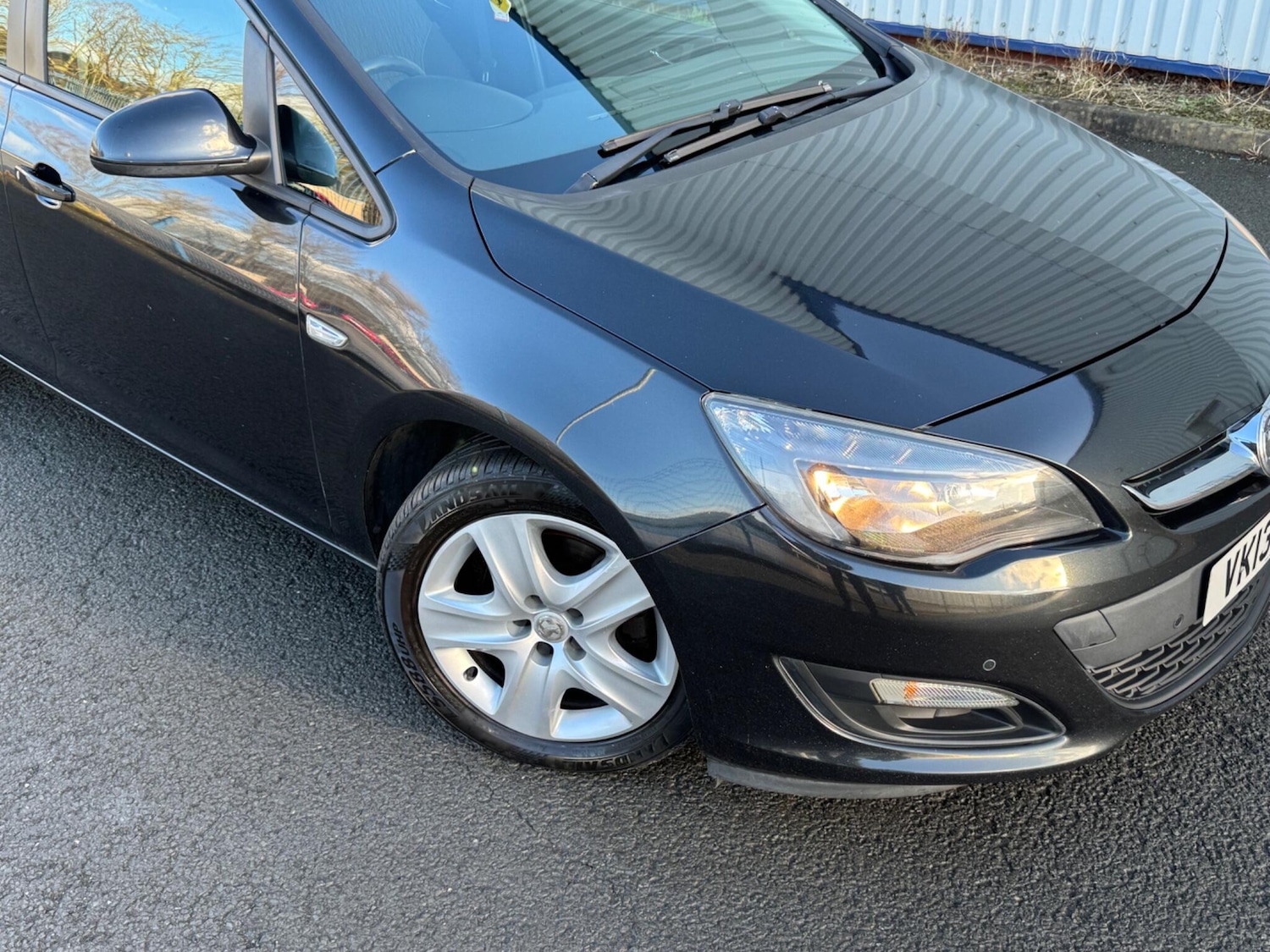 Used Vauxhall Astra 2013 for sale - 77230664: Photo 2