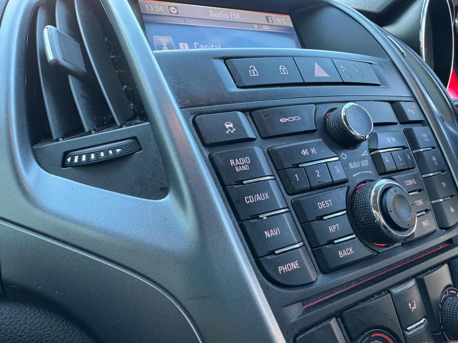 Used Vauxhall Astra 2013 for sale - 77230664: Photo 25