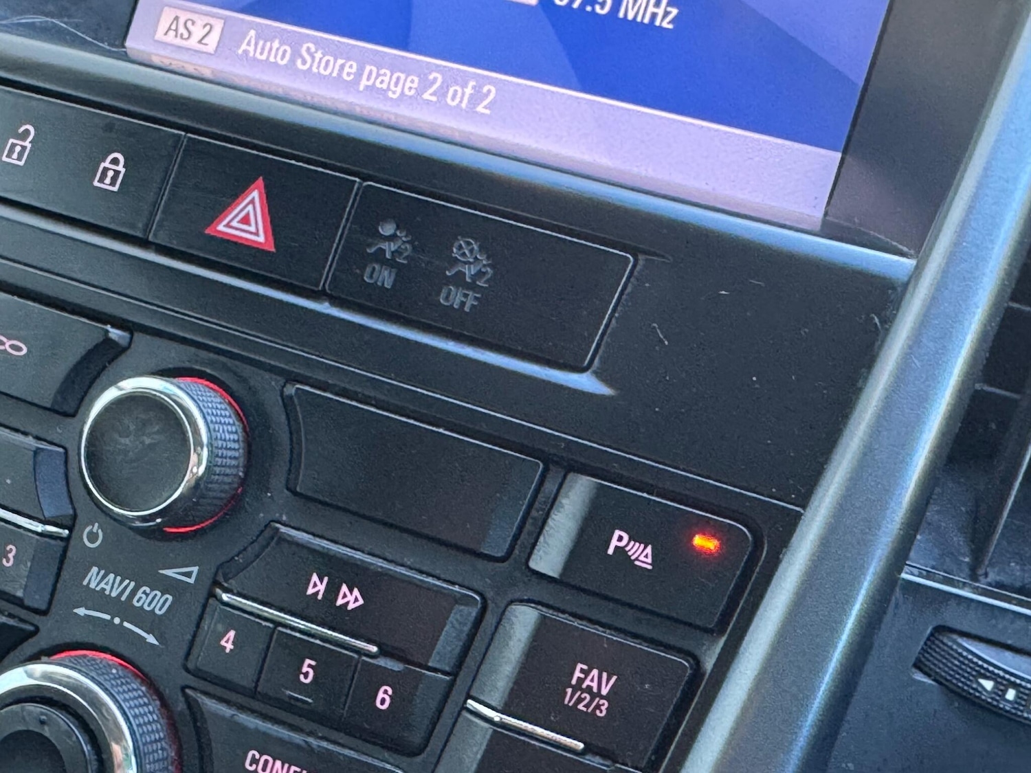 Used Vauxhall Astra 2013 for sale - 77230664: Photo 29