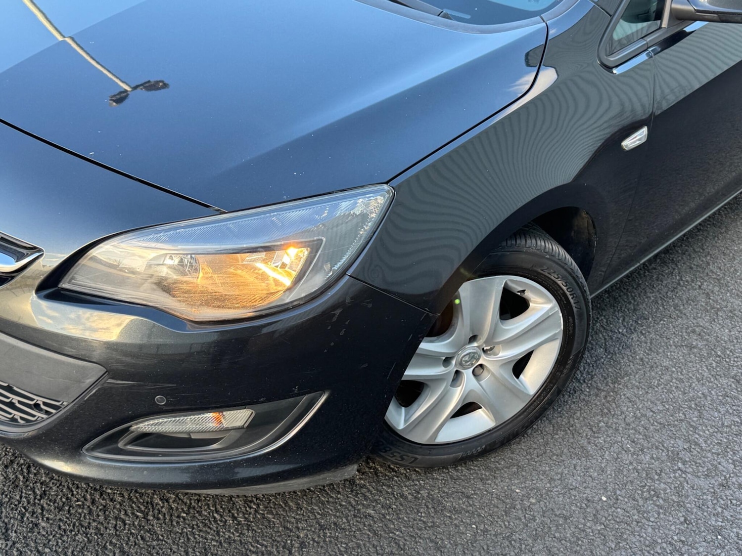 Used Vauxhall Astra 2013 for sale - 77230664: Photo 4