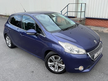 Used Peugeot 208 2013 for sale - 79328941: Photo