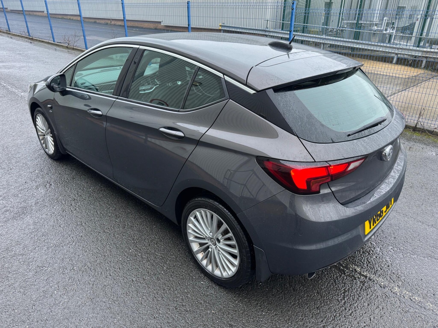 Used Vauxhall Astra 2016 for sale - 77387639: Photo 9