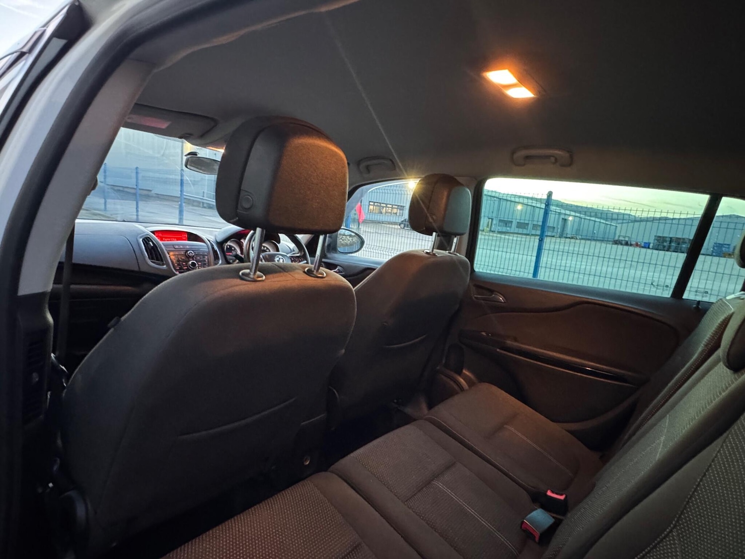 Used Vauxhall Zafira 2013 for sale - 77670701: Photo 29