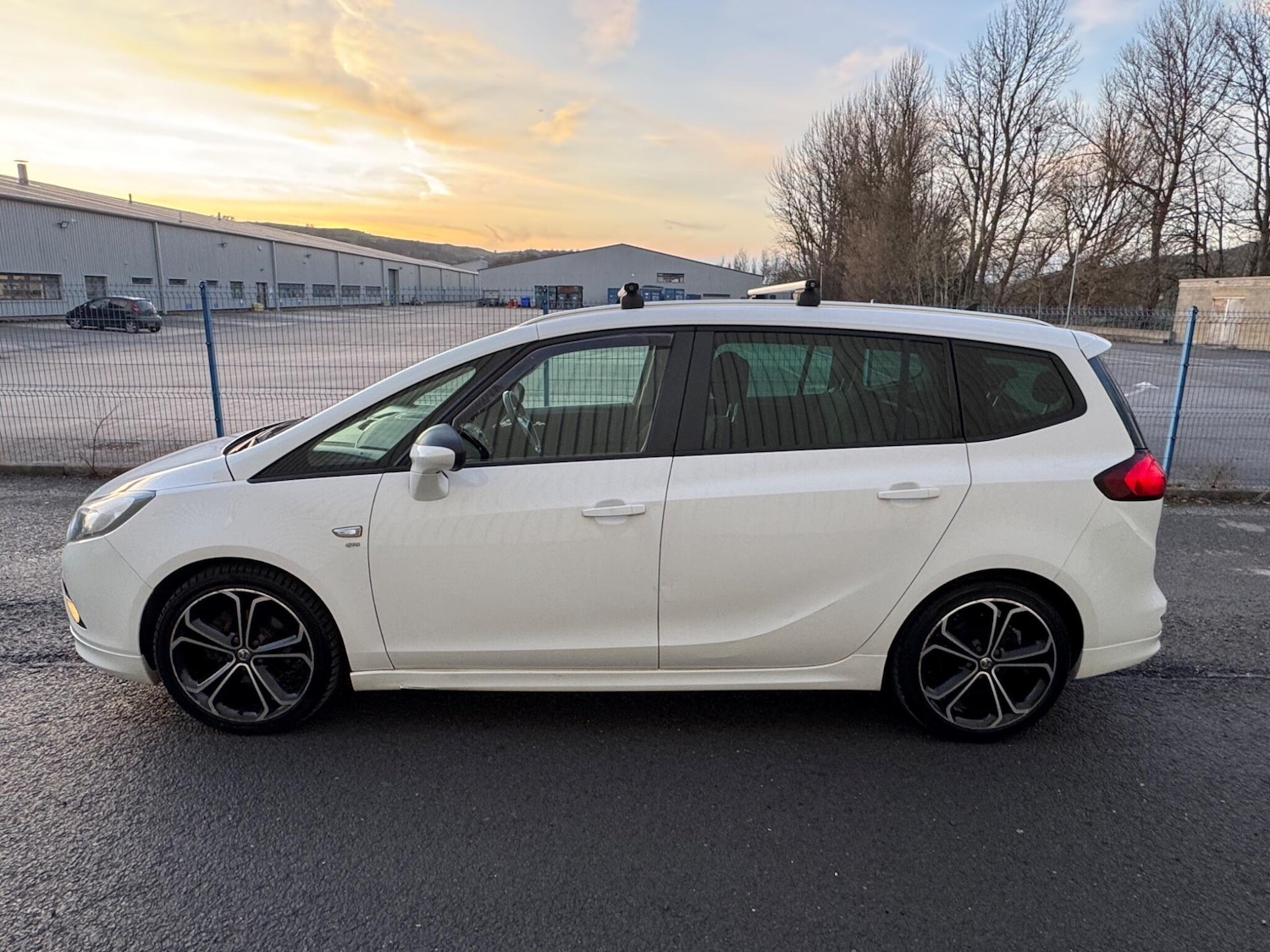 Used Vauxhall Zafira 2013 for sale - 77670701: Photo 8
