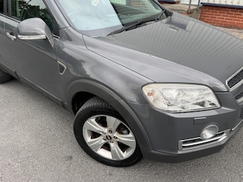 Used Chevrolet Captiva 2011 for sale - 79453373: Photo