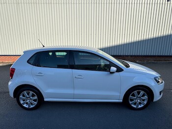 Used Volkswagen Polo 2011 for sale - 78335121: Photo