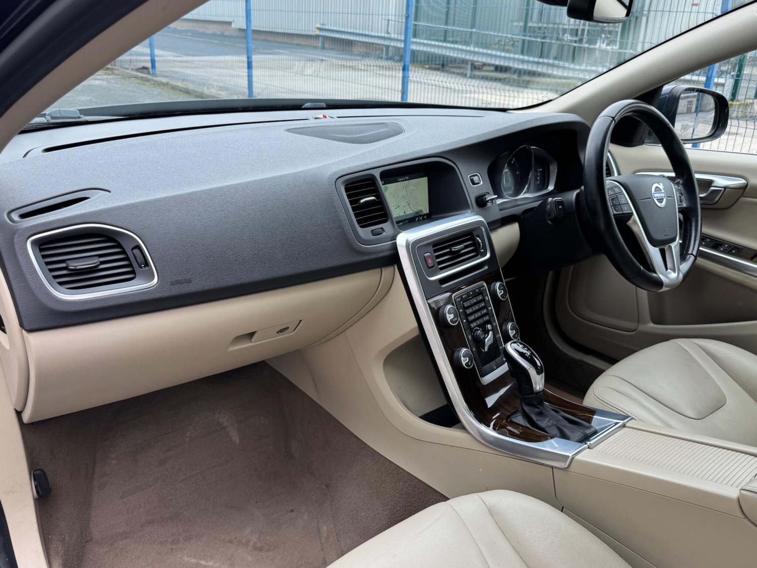 Used Volvo S60 2014 for sale - 77794331: Photo 20