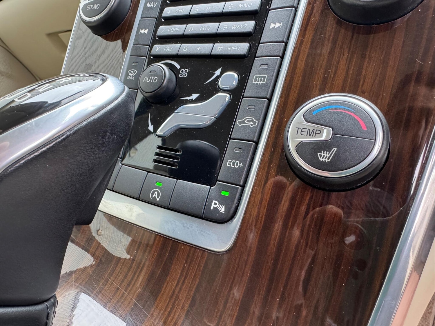 Used Volvo S60 2014 for sale - 77794331: Photo 26