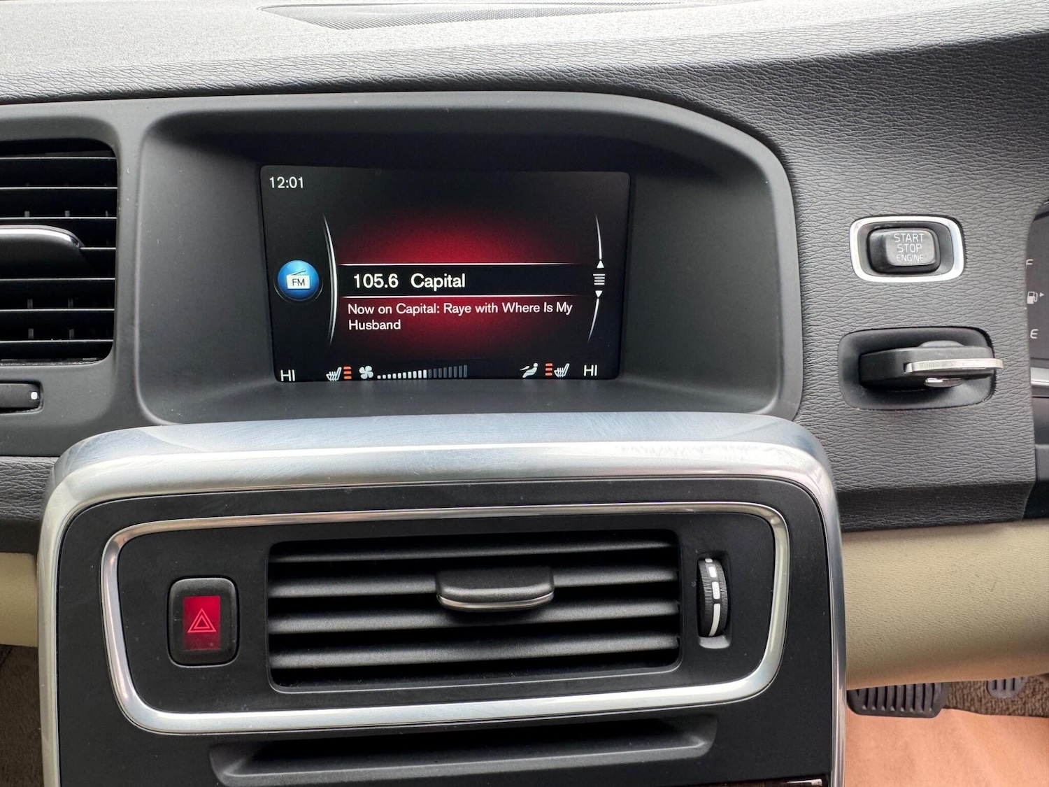 Used Volvo S60 2014 for sale - 77794331: Photo 41