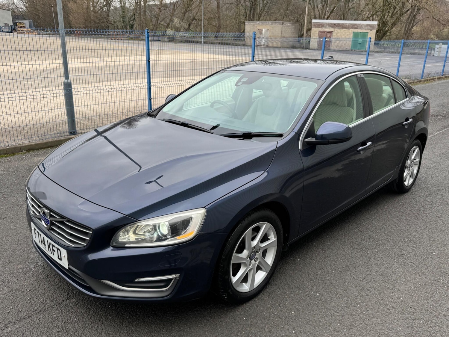 Used Volvo S60 2014 for sale - 77794331: Photo 7