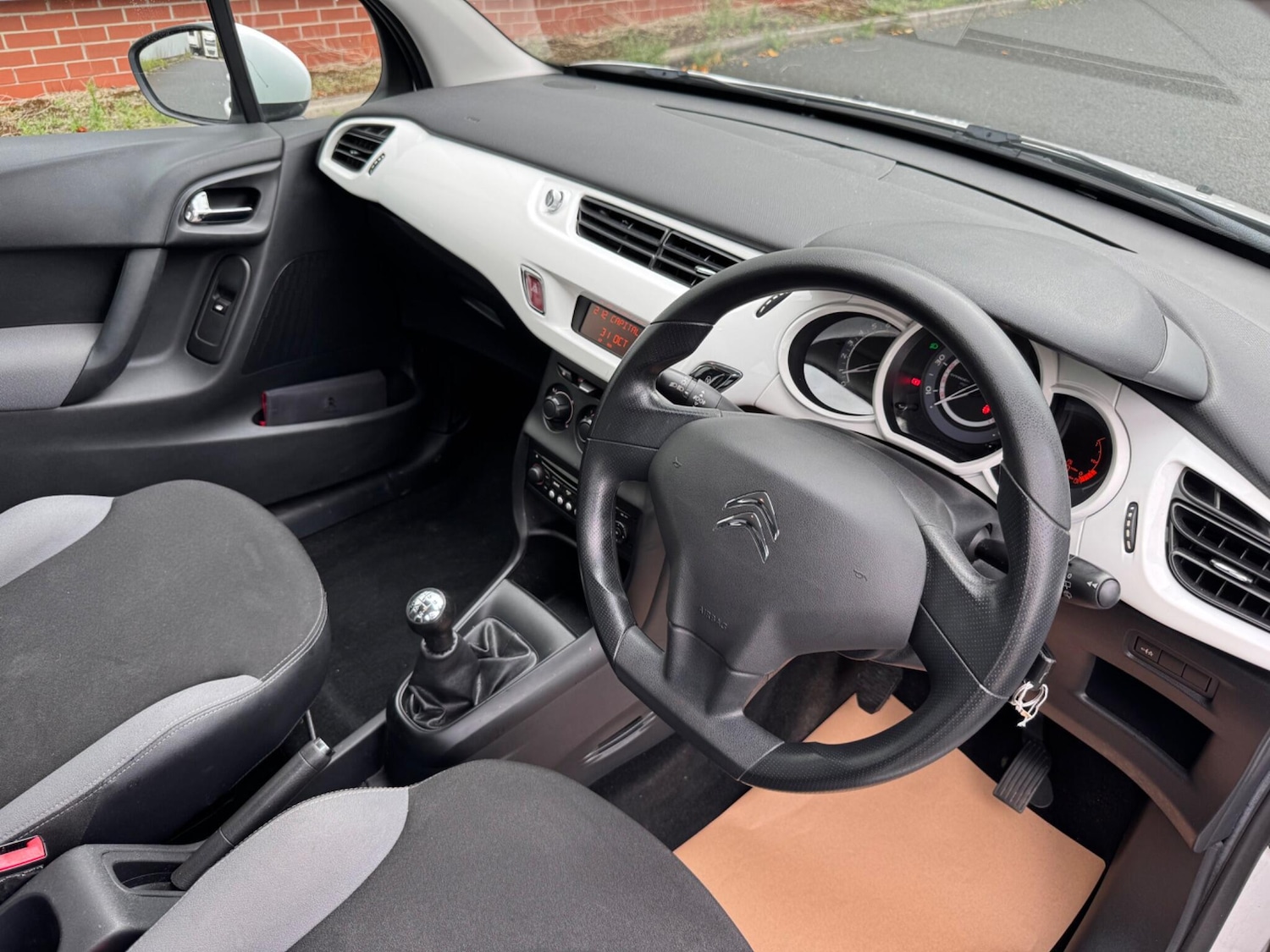 Used Citroen C3 2012 for sale - 77205079: Photo 16