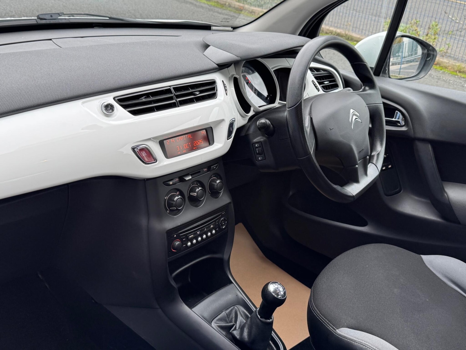 Used Citroen C3 2012 for sale - 77205079: Photo 19