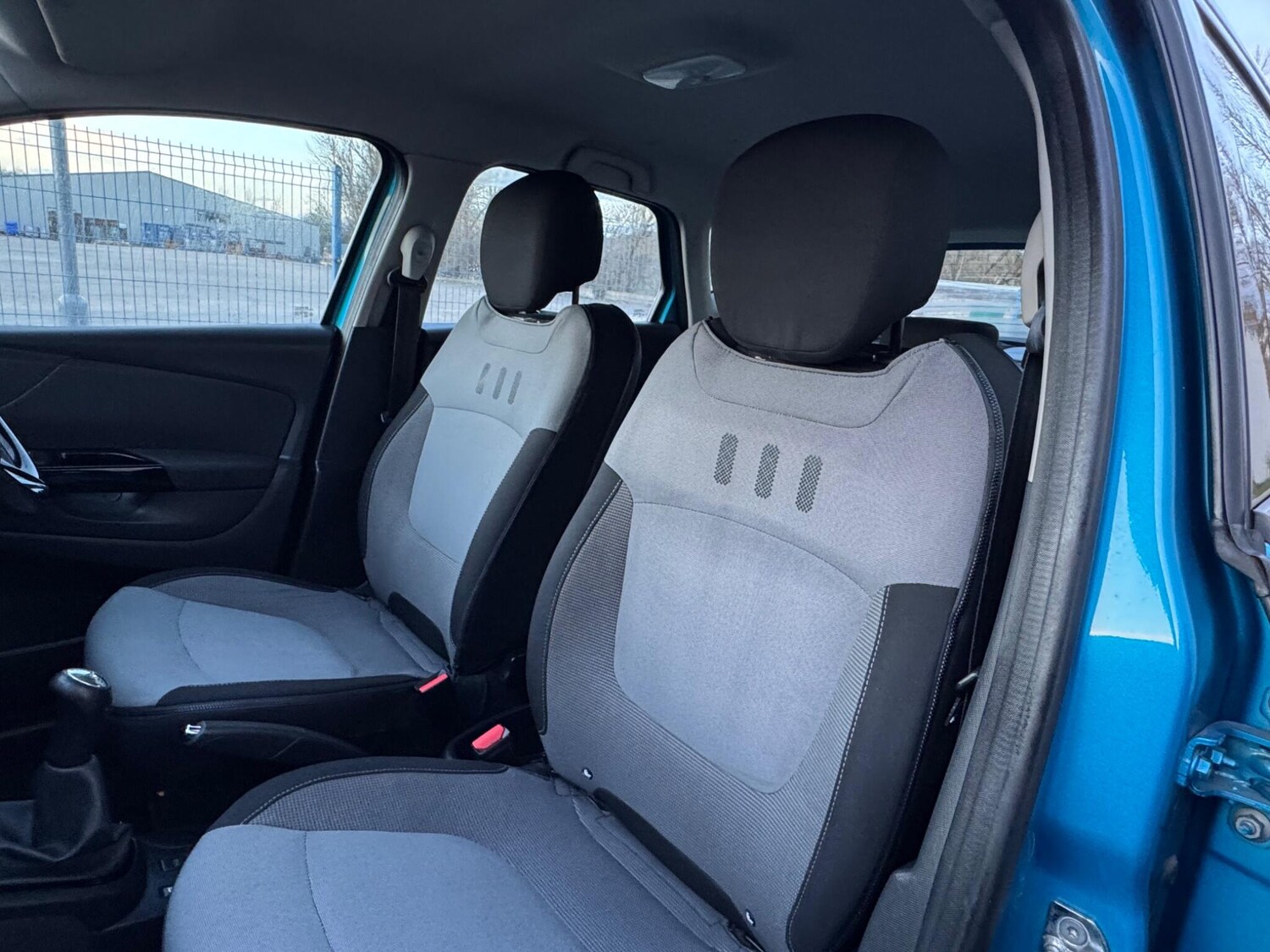 Used Renault Captur for sale - 77484377: Photo 23