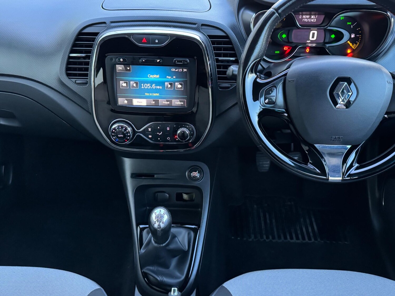 Used Renault Captur for sale - 77484377: Photo 28