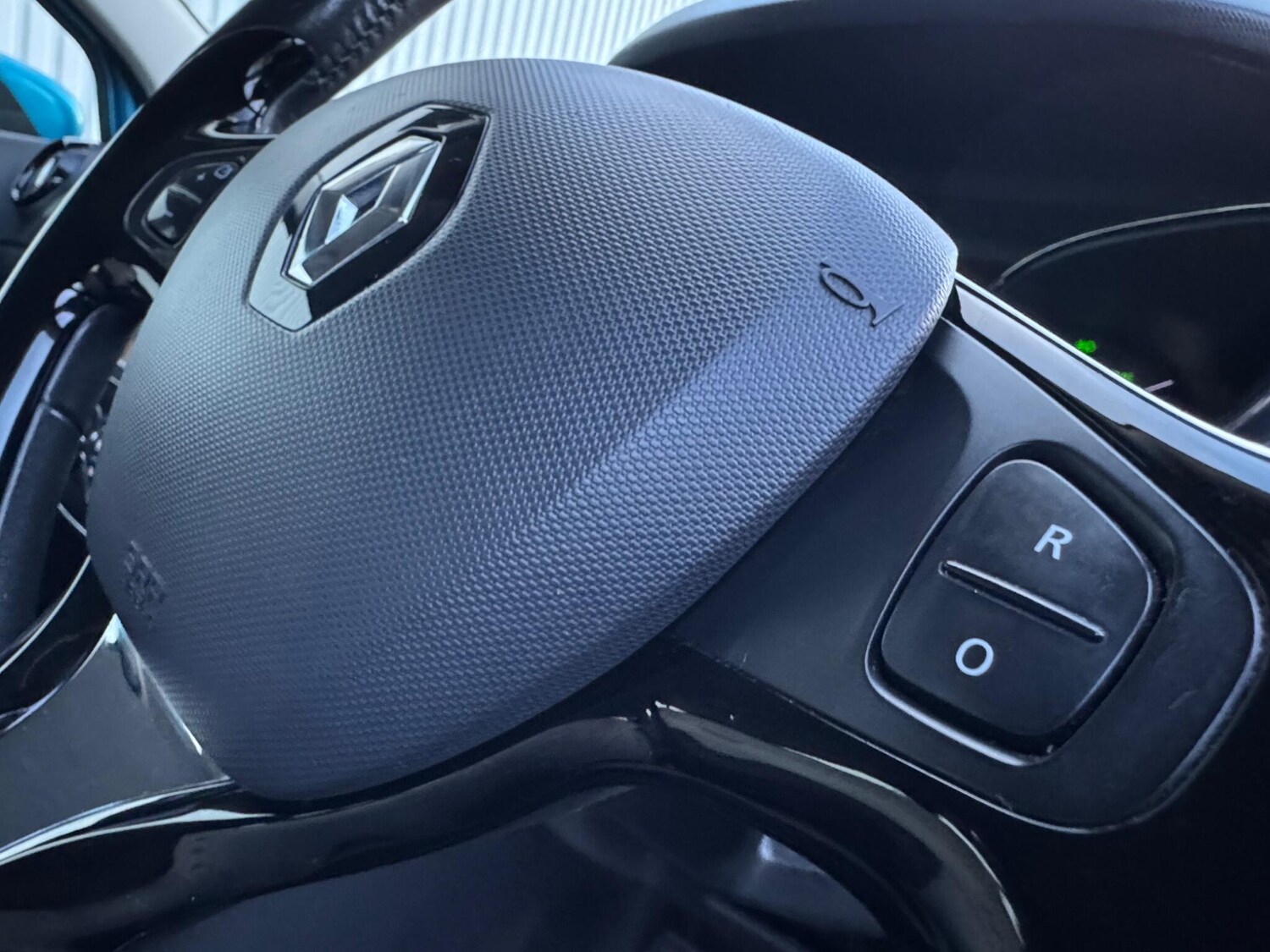 Used Renault Captur for sale - 77484377: Photo 36