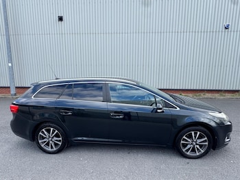 Used Toyota Avensis 2014 for sale - 79280067: Photo