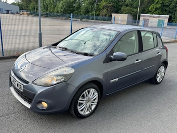 Used Renault Clio 2010 for sale - 78759993: Photo