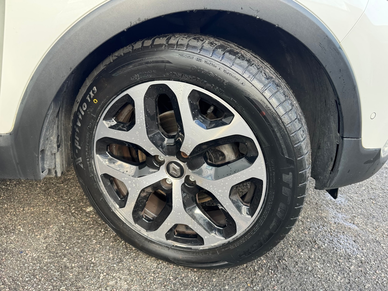 Used Renault Captur 2019 for sale - 76517860: Photo 27