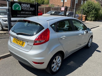 Used Ford Fiesta 2010 for sale - 79322428: Photo