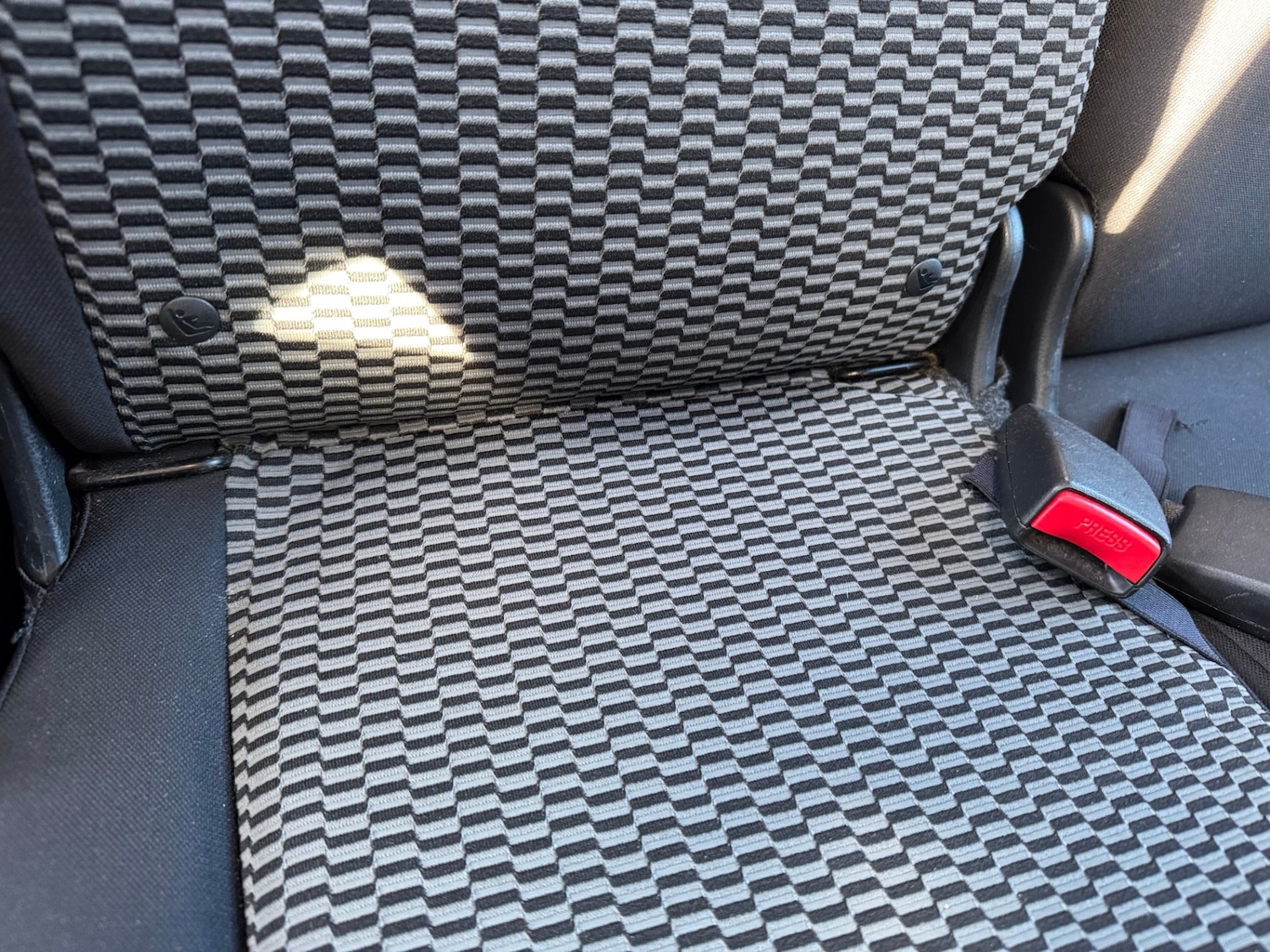 Used Nissan Micra 2015 for sale - 76102111: Photo 23