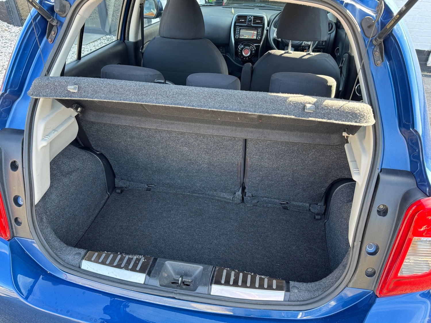 Used Nissan Micra 2015 for sale - 76102111: Photo 24