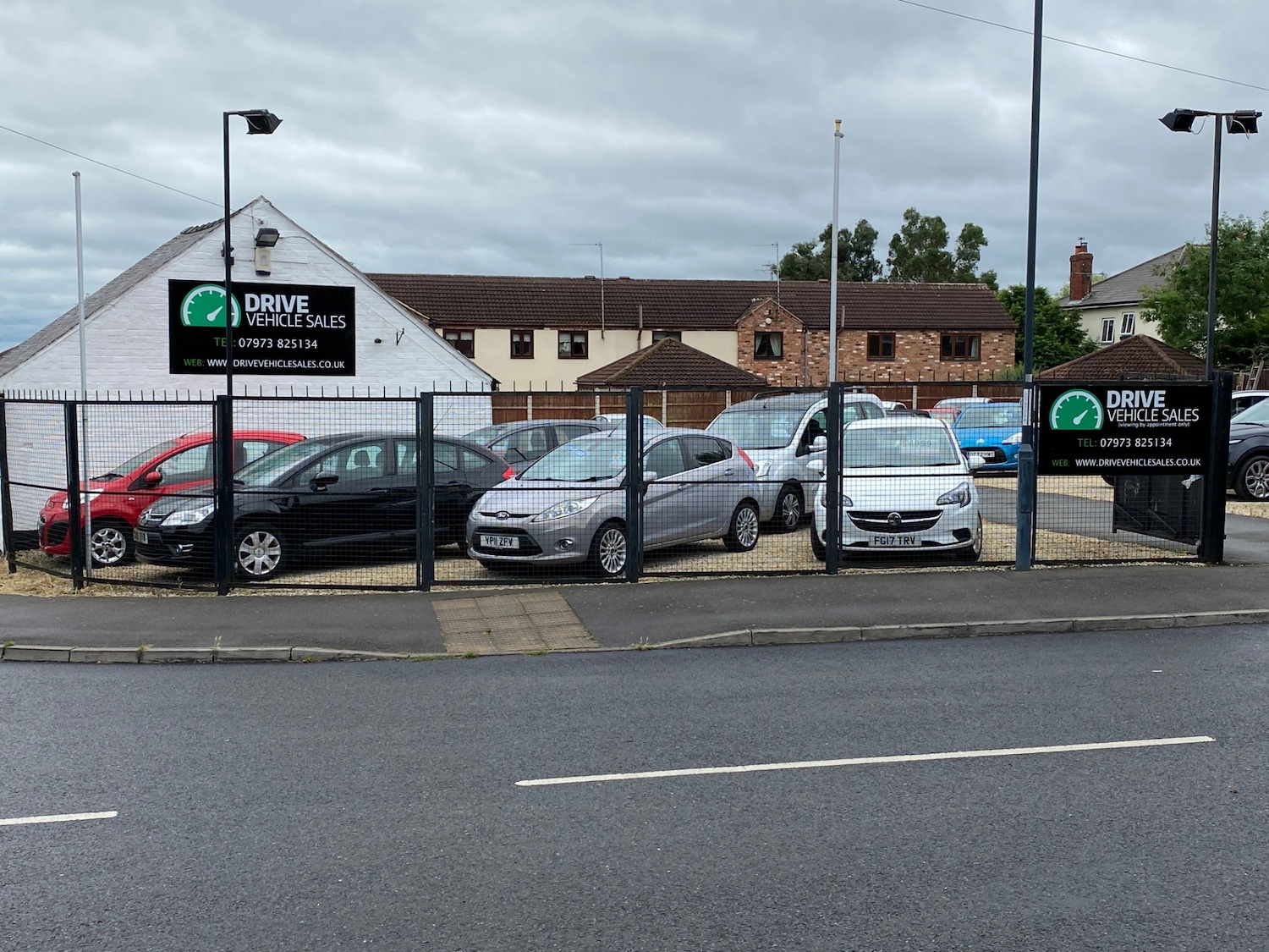 Used Nissan Micra 2015 for sale - 76102111: Photo 27