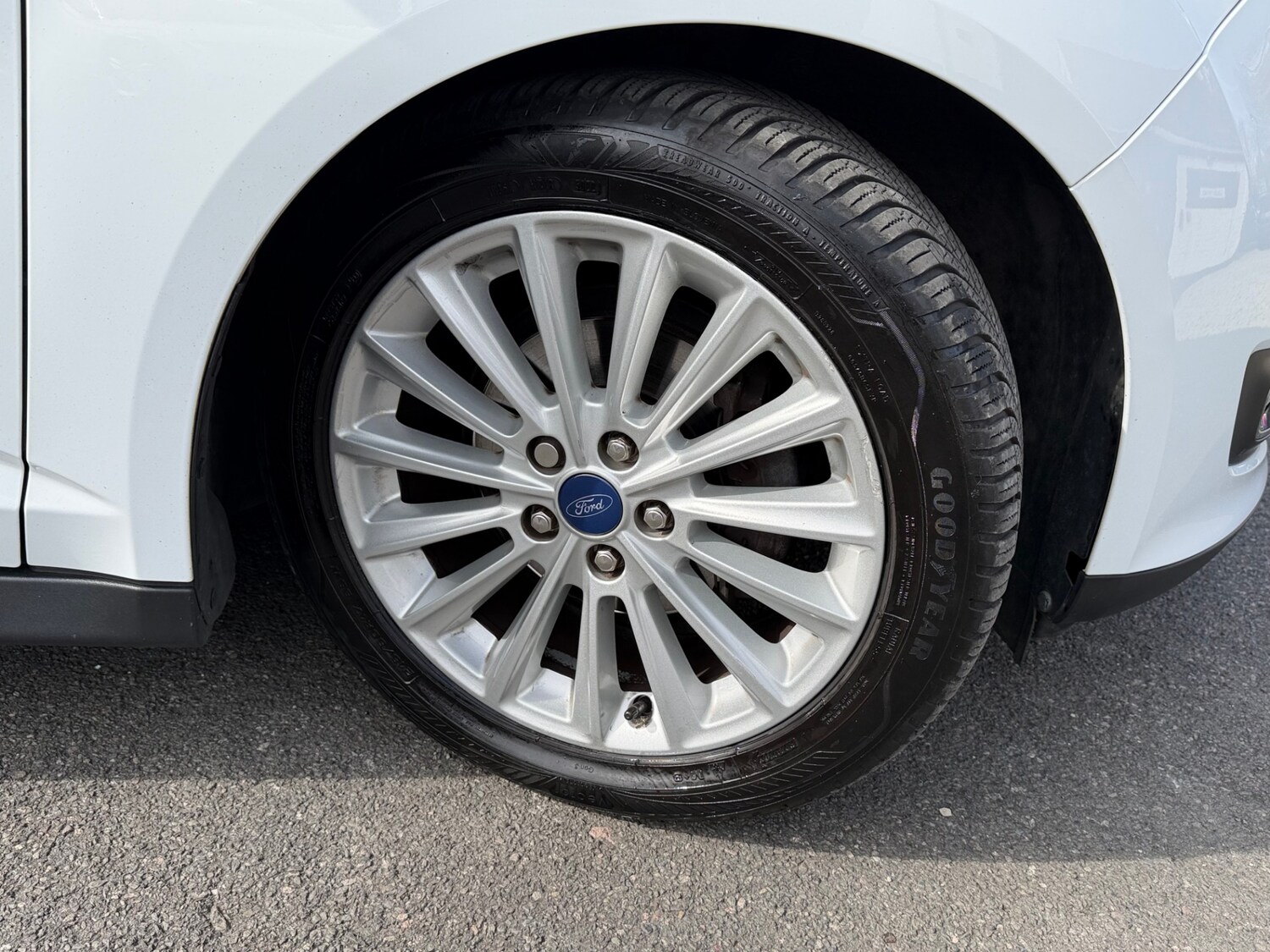 Used Ford C-Max 2016 for sale - 78199170: Photo 25