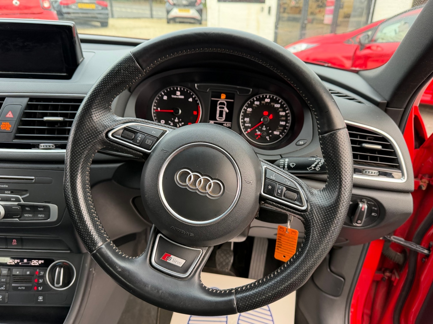 Used Audi Q3 2015 for sale - 77070024: Photo 15