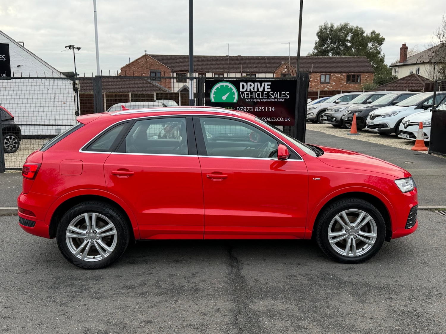 Used Audi Q3 2015 for sale - 77070024: Photo 3
