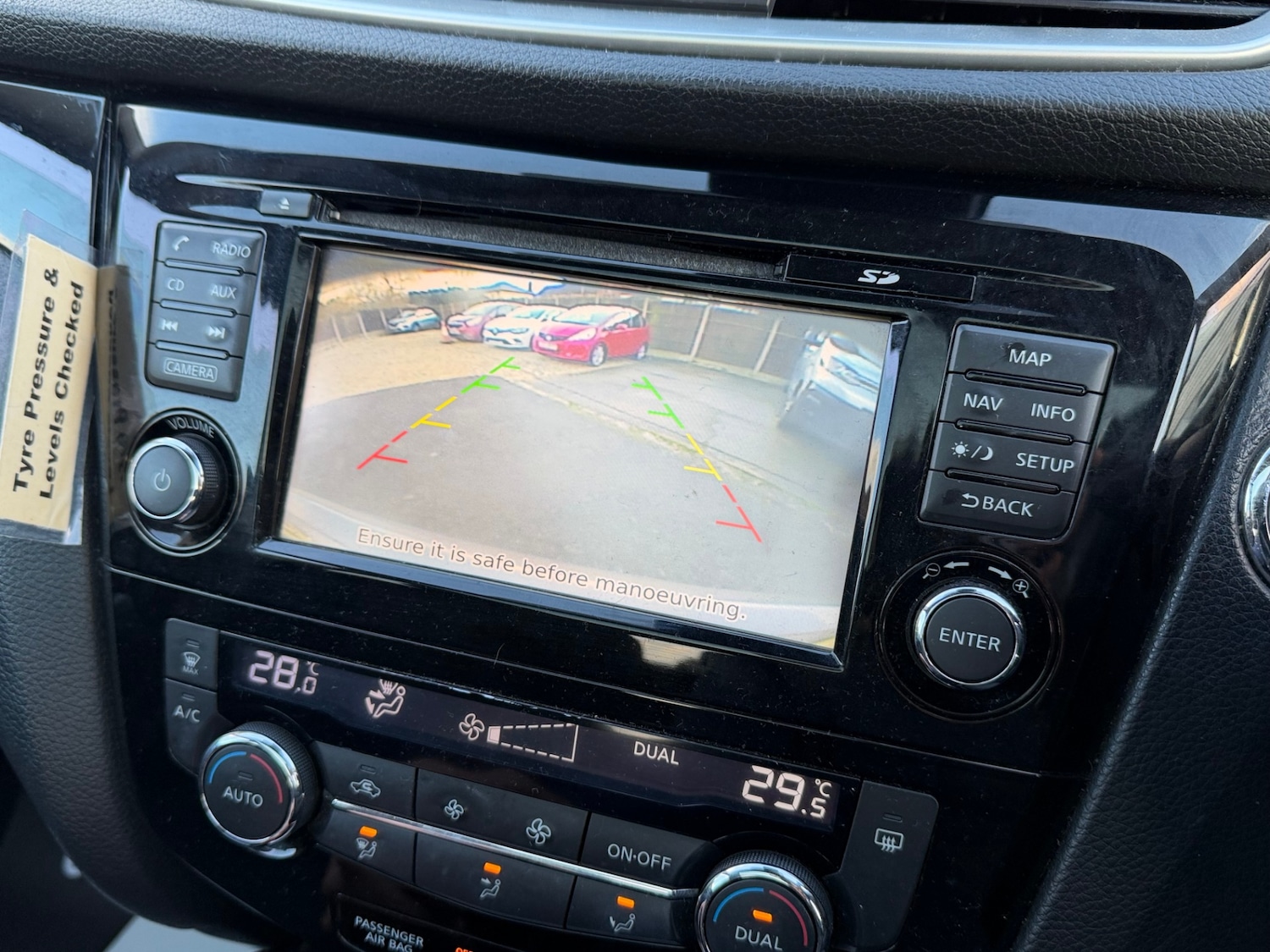 Used Nissan Qashqai 2015 for sale - 77235433: Photo 20