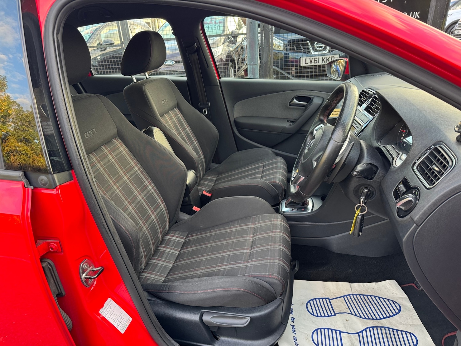 Used Volkswagen Polo 2013 for sale - 76143911: Photo 12