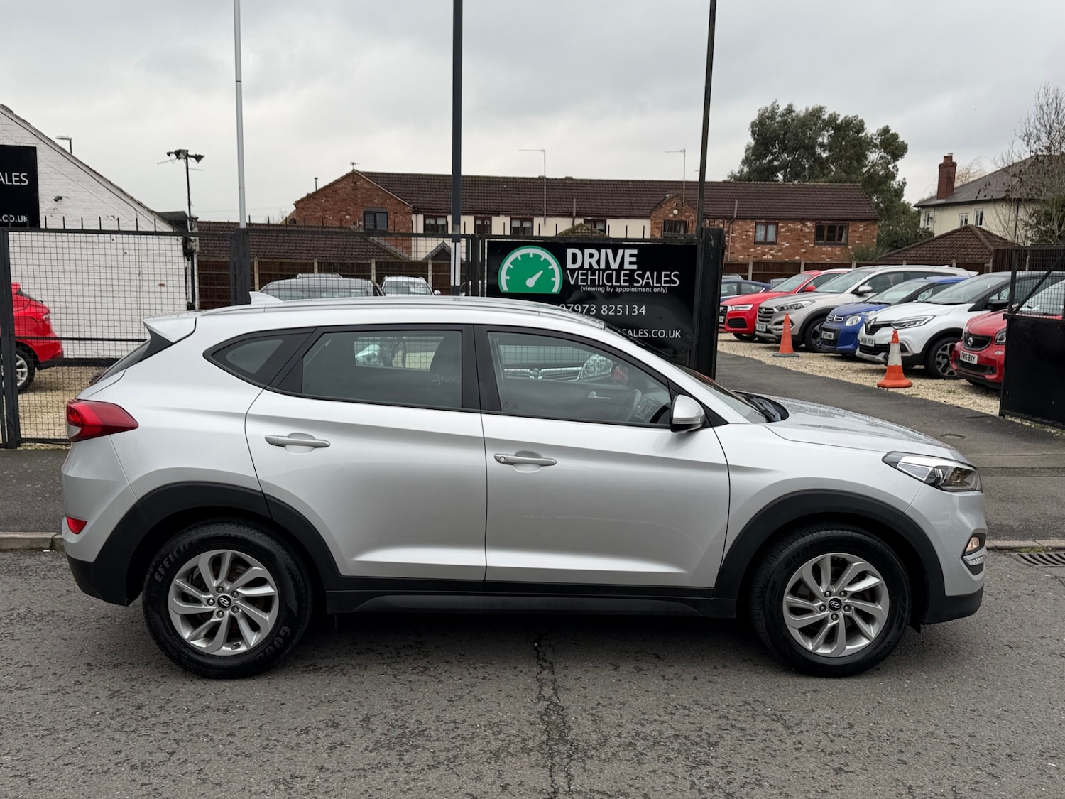Used Hyundai TUCSON 2017 for sale - 77404745: Photo 3