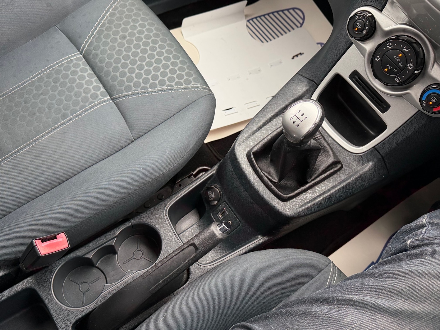 Used Ford Fiesta 2011 for sale - 77640632: Photo 18