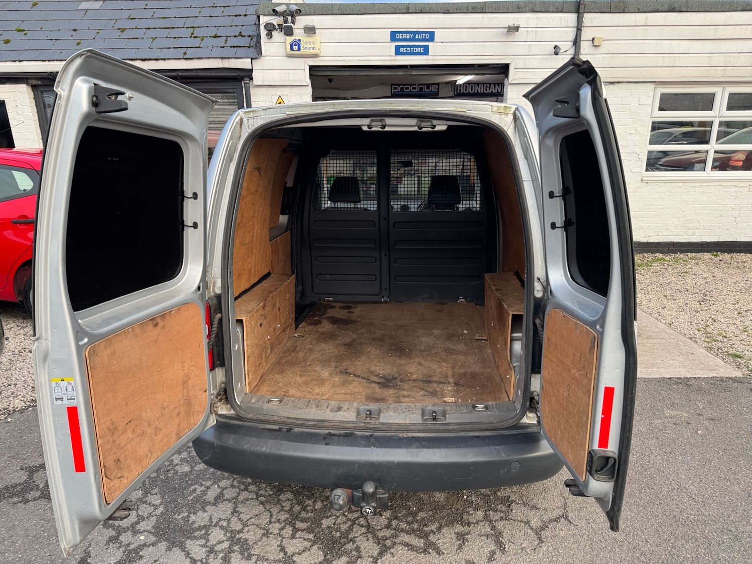 Used Volkswagen Caddy 2013 for sale - 76384566: Photo 9