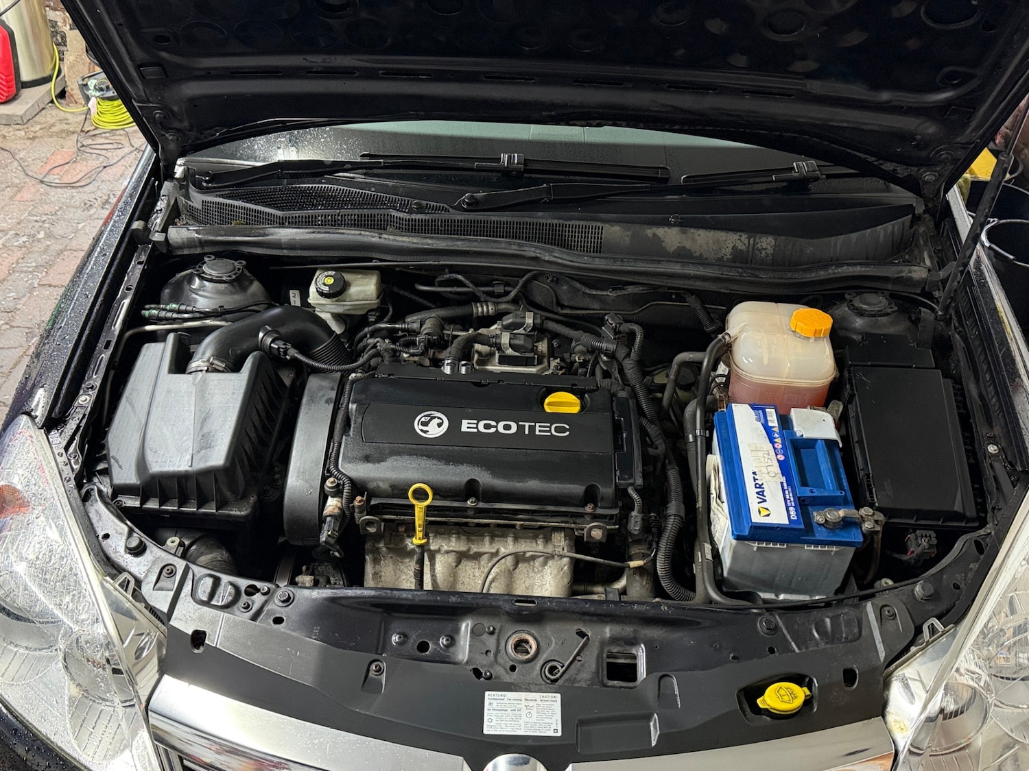 Used Vauxhall Astra 2010 for sale - 77461087: Photo 9