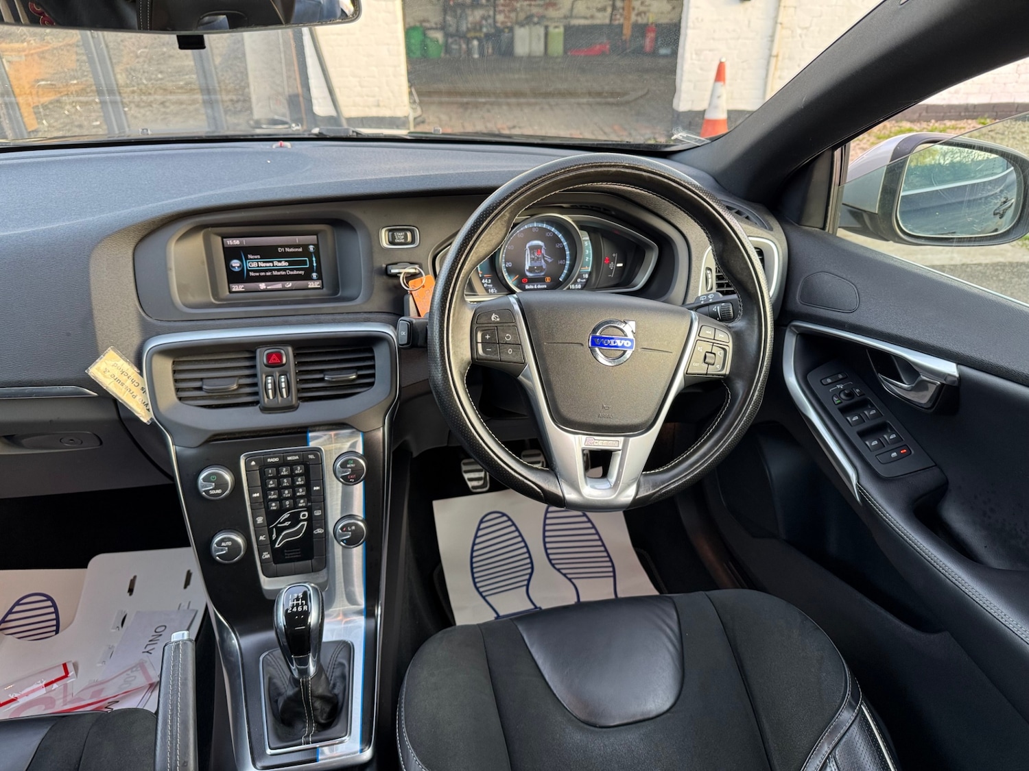 Used Volvo V40 2016 for sale - 76567828: Photo 12