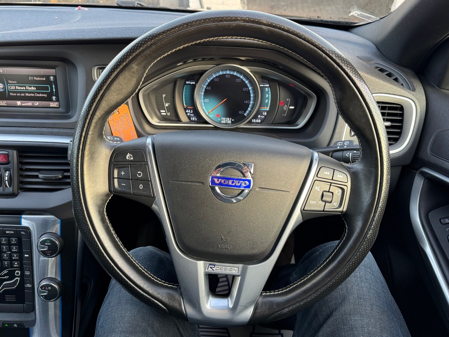 Used Volvo V40 2016 for sale - 76567828: Photo 16