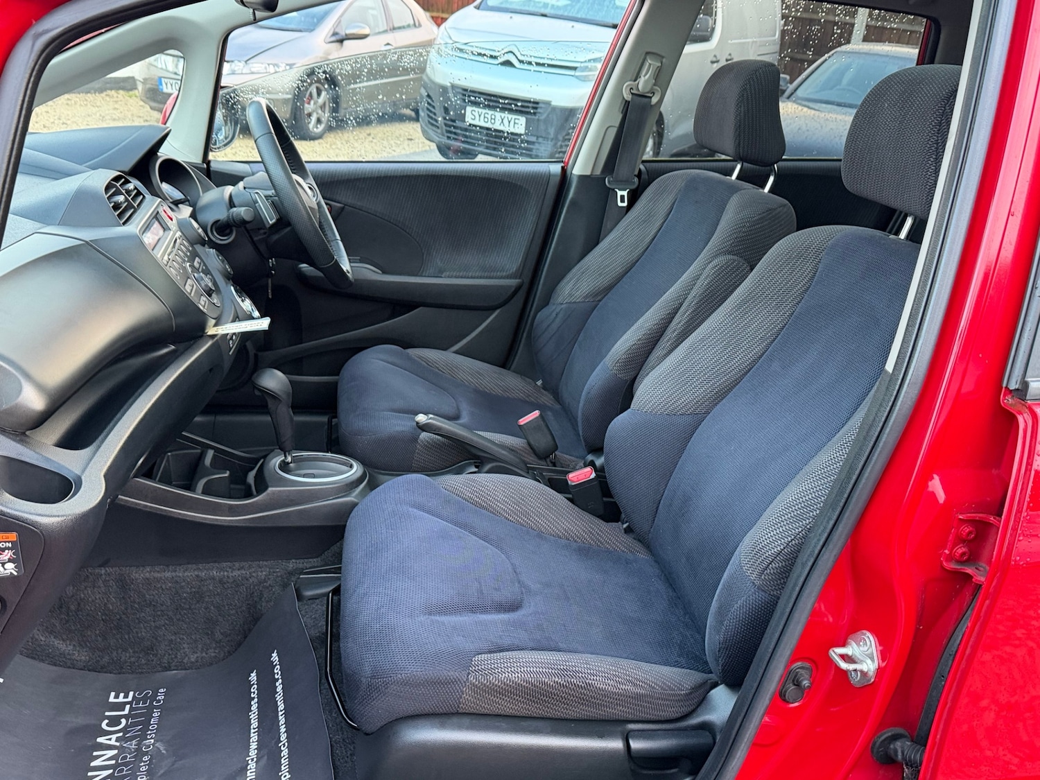 Used Honda Jazz 2011 for sale - 77170808: Photo 14