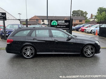 Used Mercedes-Benz E Class 2015 for sale - 78871387: Photo