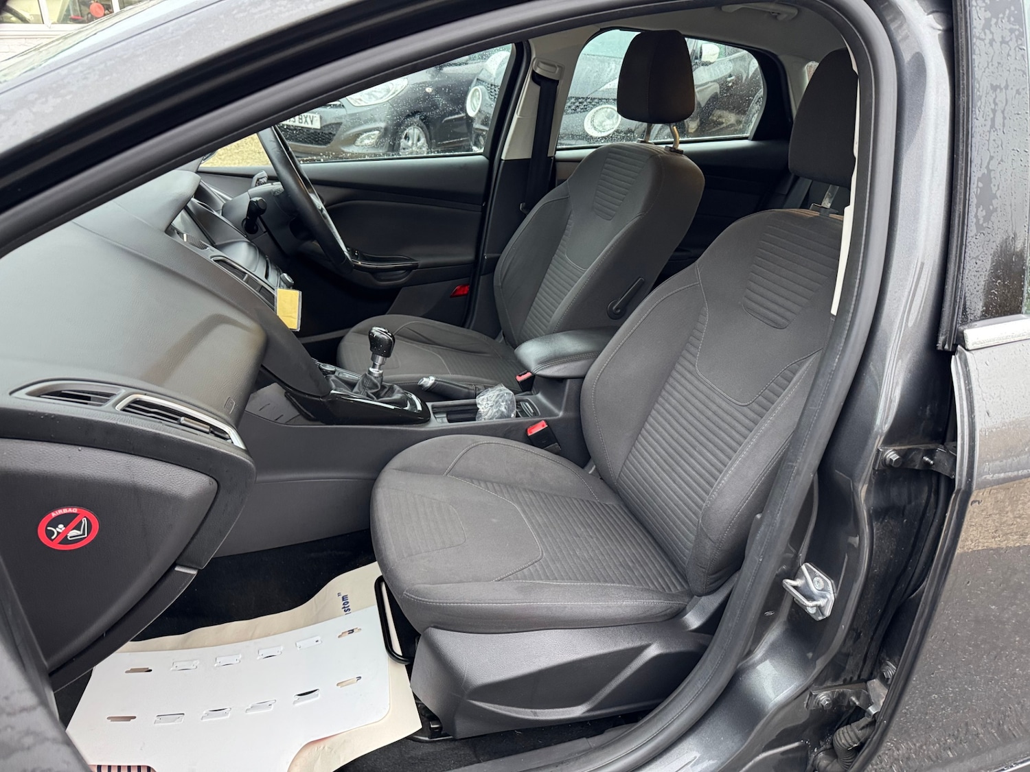 Used Ford Focus 2015 for sale - 76818050: Photo 13