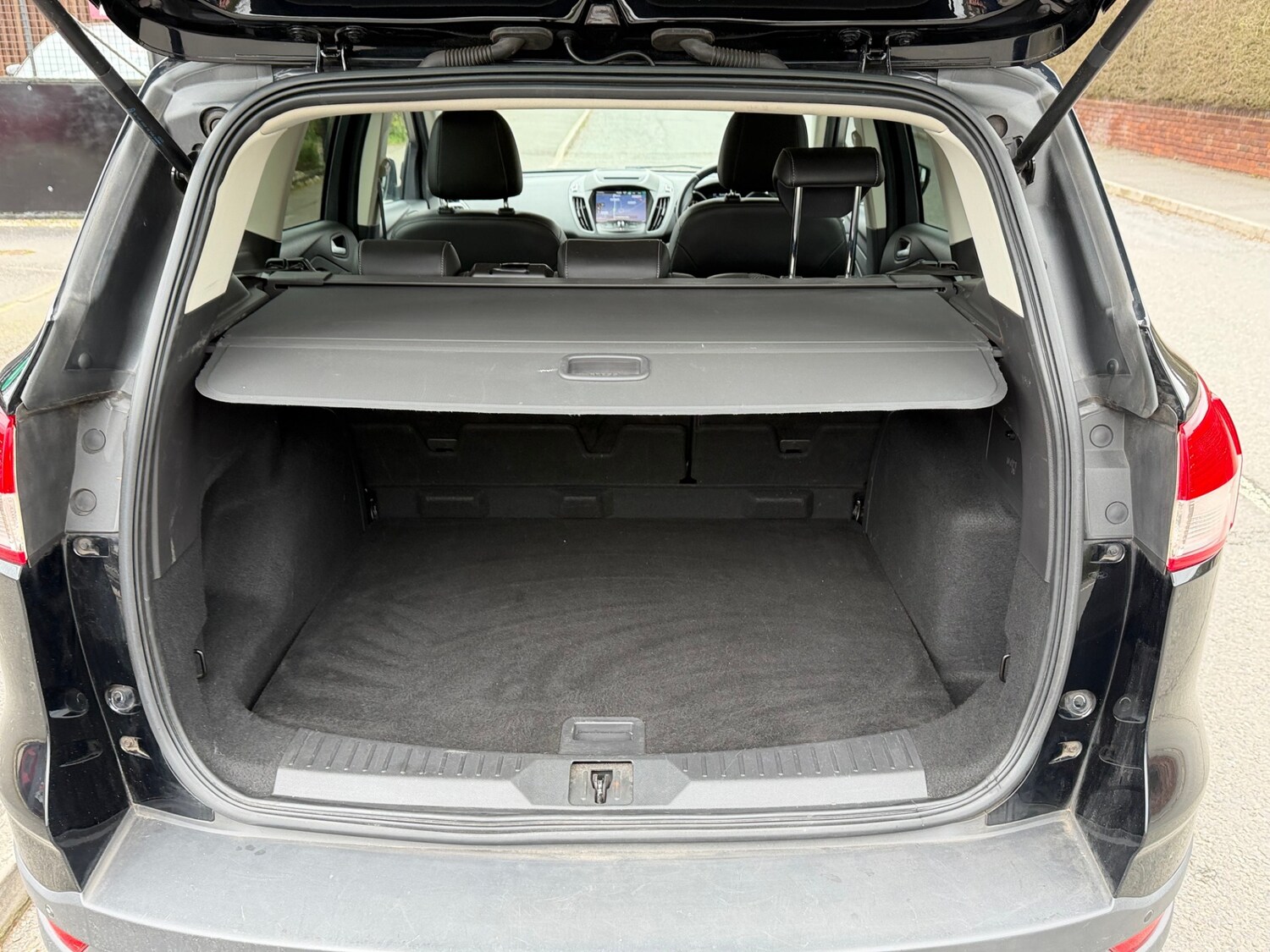 Used Ford Kuga 2016 for sale - 77877401: Photo 25