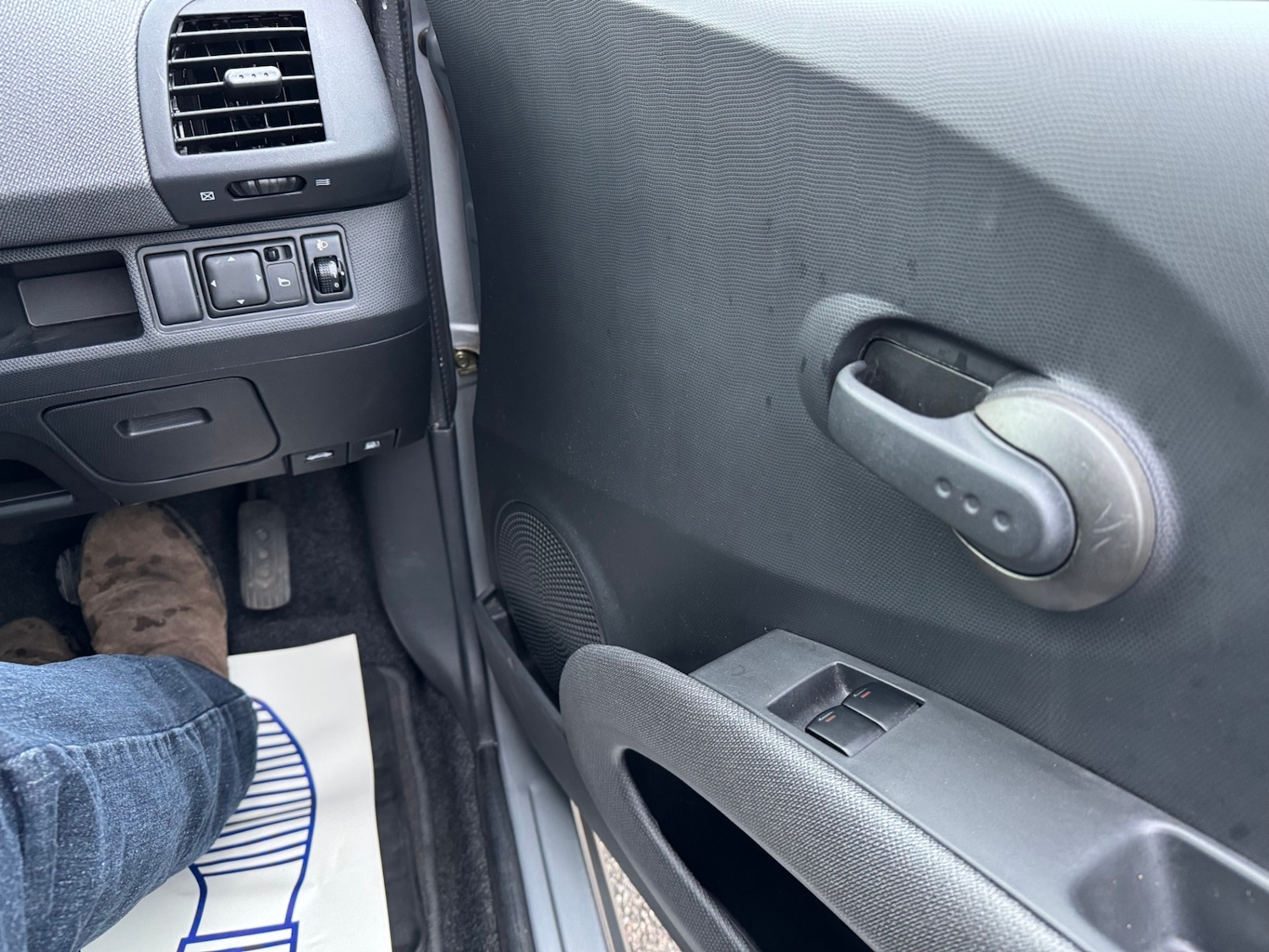 Used Nissan Micra 2004 for sale - 76720386: Photo 20