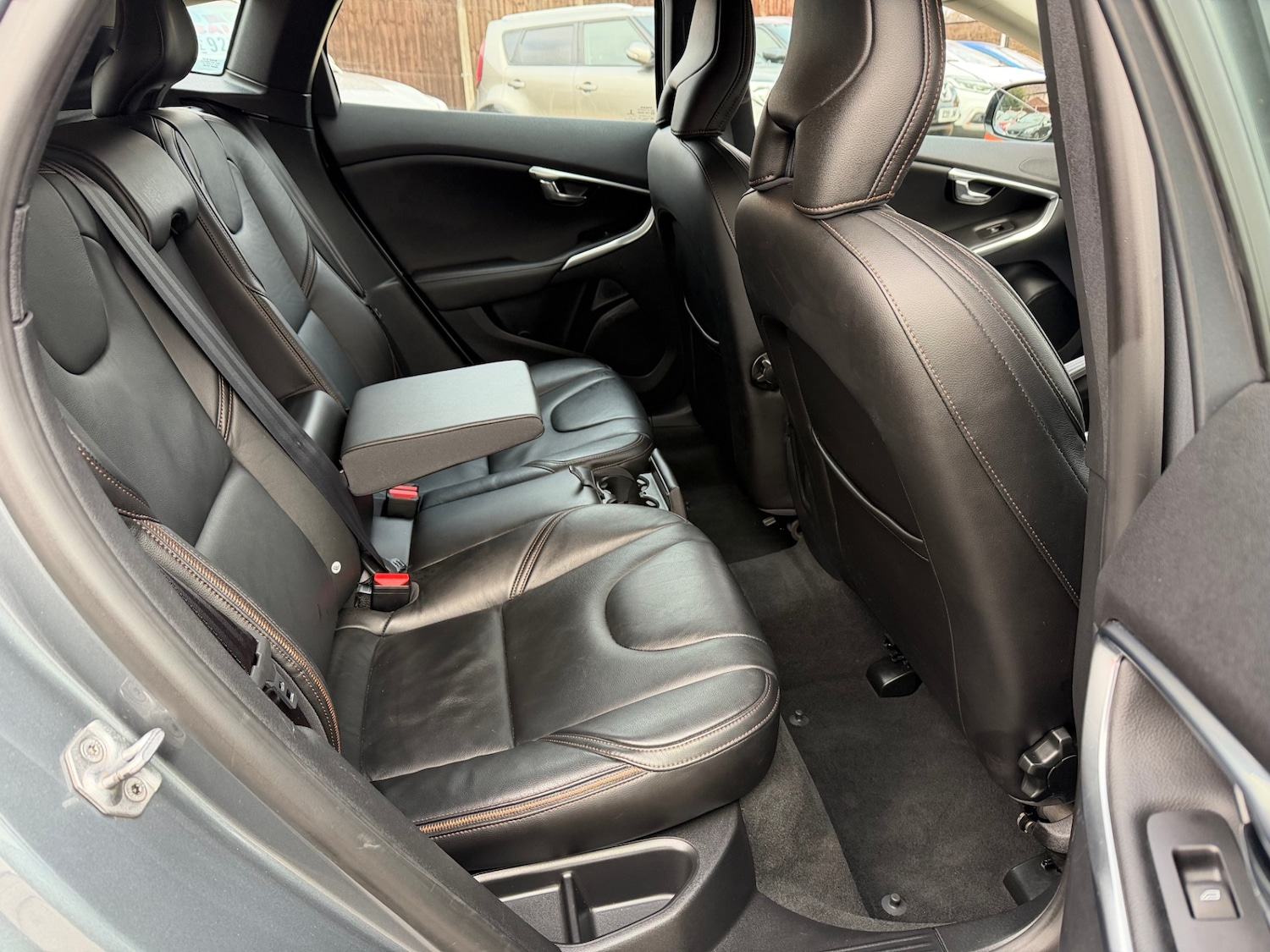 Used Volvo V40 2016 for sale - 77069366: Photo 14