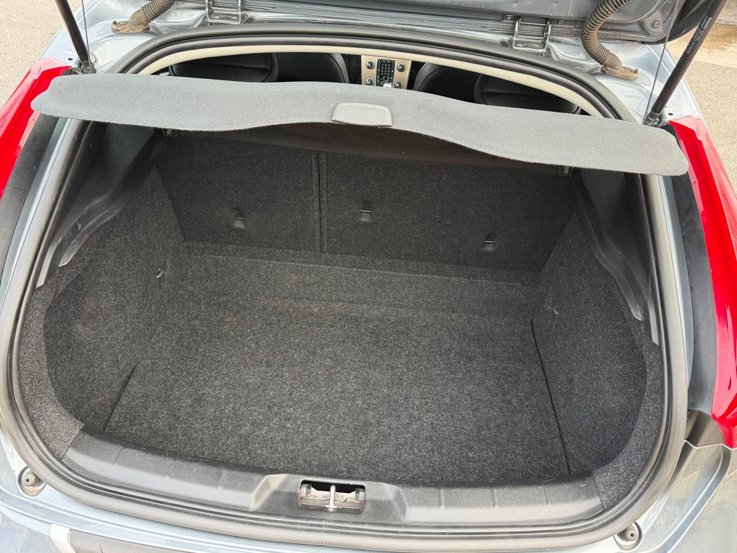 Used Volvo V40 2016 for sale - 77069366: Photo 24