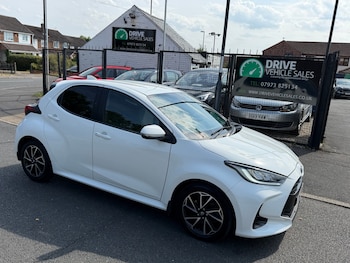 Used Toyota Yaris 2021 for sale - 79407706: Photo
